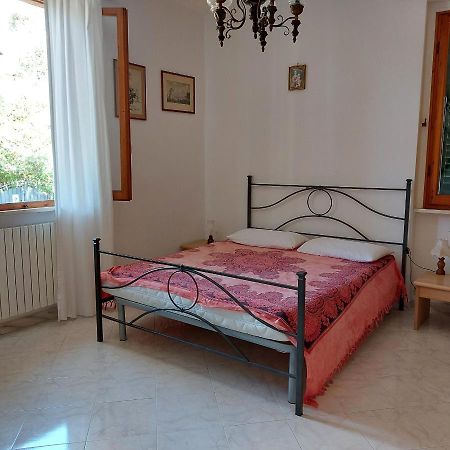 Appartamento A Due Passi Dal Mare A Quercianella Εξωτερικό φωτογραφία